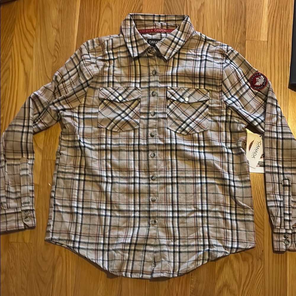 Women’s M Canada Weathergear Beige Flannel NWT